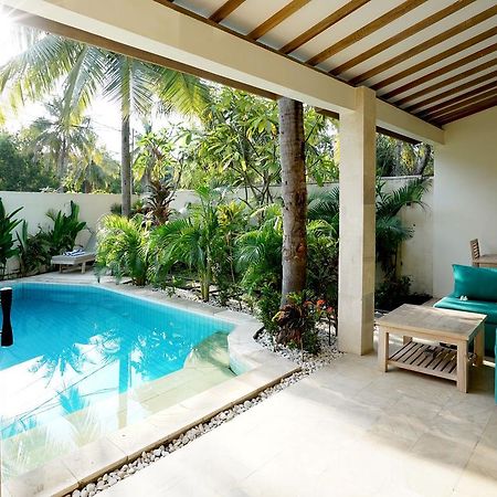Senang Private Villa Gili Trawangan Exterior photo