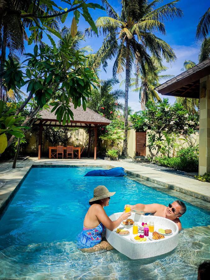 Senang Private Villa Gili Trawangan Exterior photo