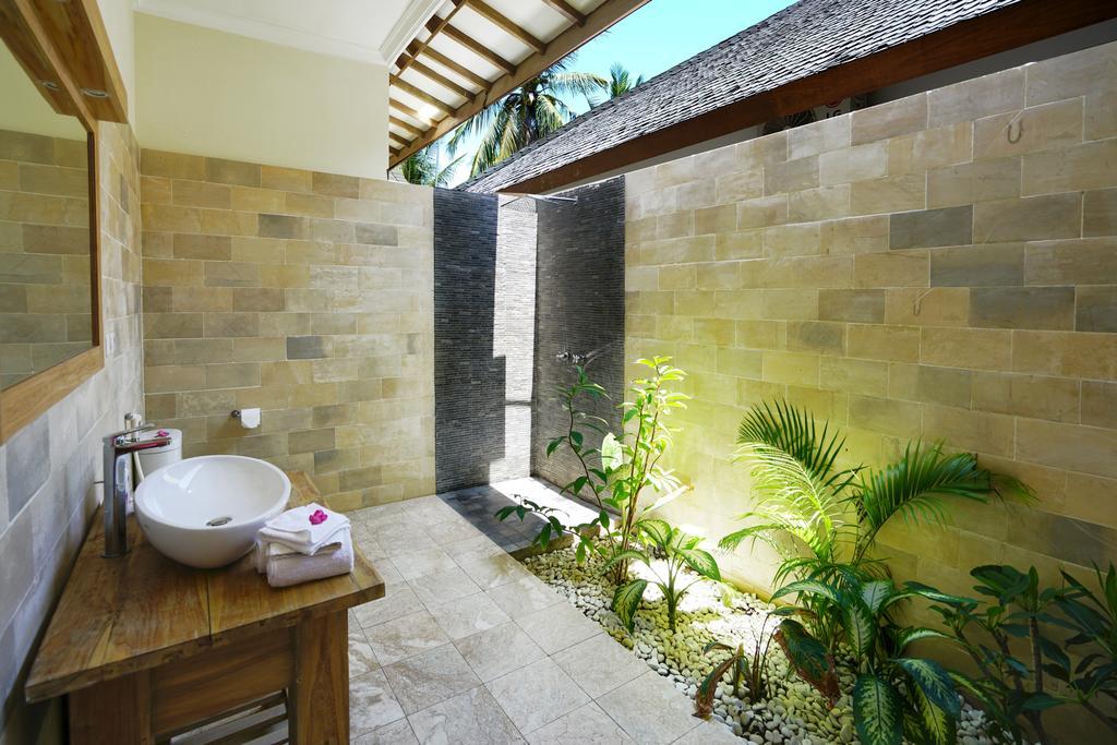 Senang Private Villa Gili Trawangan Exterior photo